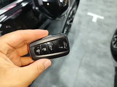 Toyota Avalon 2024, 26000 км, за 120200 CNY - фото 9