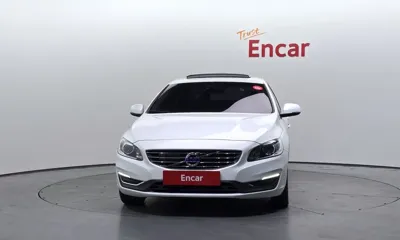 Volvo S60 2018, 104352 км, за 8900000 KRW