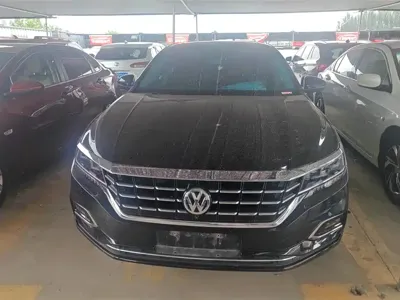 Volkswagen Passat 2019, 61700 км, за 105000 CNY