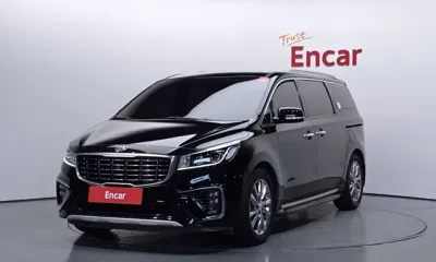 Kia Canival · 2019 год