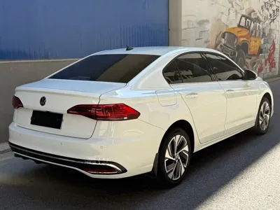 Volkswagen Bora 2023, 29000 км, за 82800 CNY