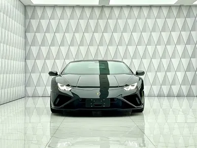 Lamborghini Huracán 2021, 19000 км, за 1750000 CNY