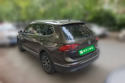 Volkswagen Tiguan L 2017, 105100 км, за 60264 CNY - фото 4