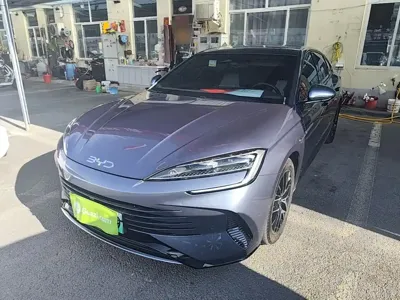 BYD Seal 2023, 14500 км, за 99400 CNY