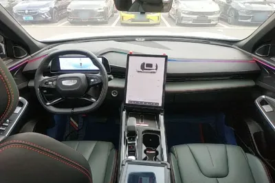 Geely Auto Emgrand X7 Sport 2024, 16299 км, за 82506.95 CNY - фото 12