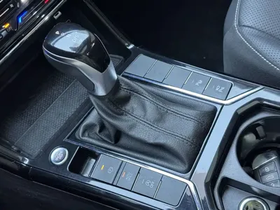 Volkswagen Passat 2023, 40000 км, за 99500 CNY - фото 12