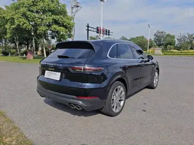 Porsche Cayenne Hybrid 2021, 48000 км, за 388000 CNY - фото 7