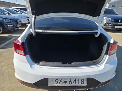 Hyundai Avante 2019, 92553 км, за 11900000 KRW - фото 20