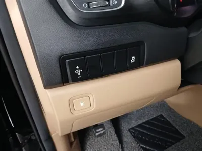 Kia Canival 2016, 95252 км, за 13500000 KRW - фото 12