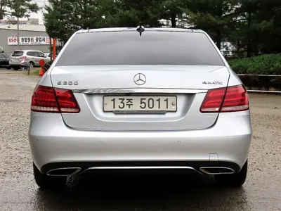 Mercedes-Benz E-Class 2014, 135483 км, за 10200000 KRW