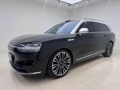 AITO 问界 AITO M9 · 2024 год