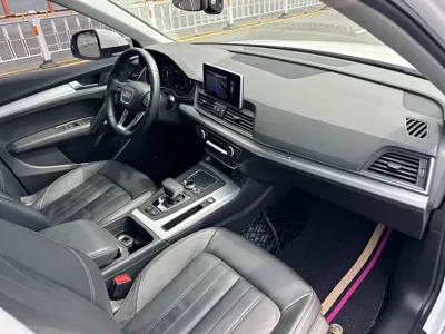 Audi Q5L 2021, 60000 км, за 146800 CNY - фото 11