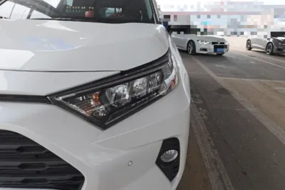 Toyota RAV4 2022, 45500 км, за 113296.14 CNY - фото 8