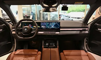 BMW 5-Series 2025, 9306 км, за 64000000 KRW - фото 8