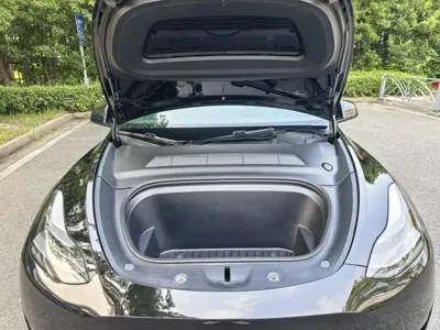 Tesla Model Y 2022, 108000 км, за 139800 CNY - фото 17