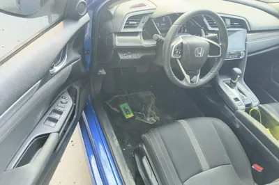 Honda Civic 2019, 63500 км, за 66980.39 CNY - фото 24