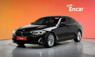 BMW 5-Series · 2023 год