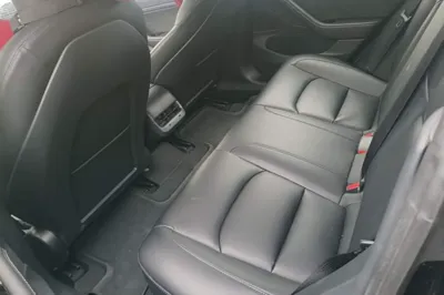 Tesla Model 3 2019, 82100 км, за 114817.7 CNY - фото 25