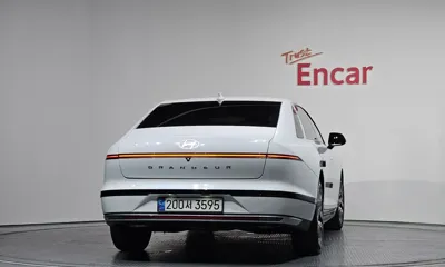 Hyundai Grandeur 2023, 17962 км, за 25100000 KRW