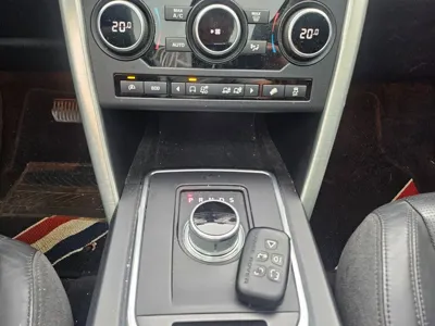 Land Rover Discovery Sport 2016, 93999 км, за 9600000 KRW - фото 16