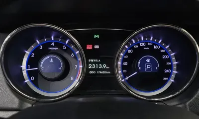 Hyundai Sonata 2011, 174628 км, за 2990000 KRW - фото 8