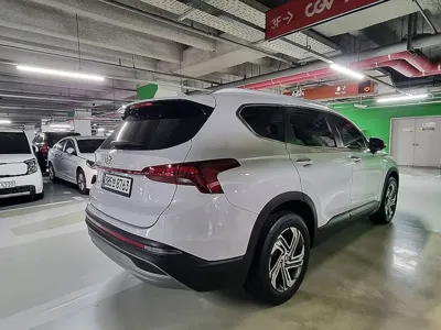 Hyundai Santafe 2022, 15102 км, за 24300000 KRW