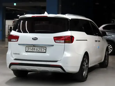 Kia Canival 2017, 311498 км, за 6500000 KRW - фото 4