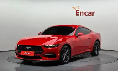 Ford Mustang · 2025 год