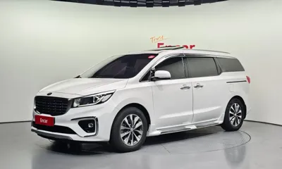 Kia Canival · 2019 год