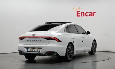 Hyundai Grandeur 2022, 31420 км, за 28300000 KRW