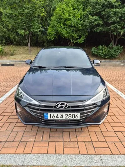 Hyundai Avante 2019, 49151 км, за 13000000 KRW - фото 1