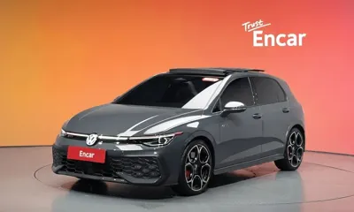 Volkswagen Golf · 2026 год