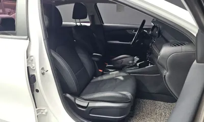Kia K3 2019, 154242 км, за 8700000 KRW - фото 11