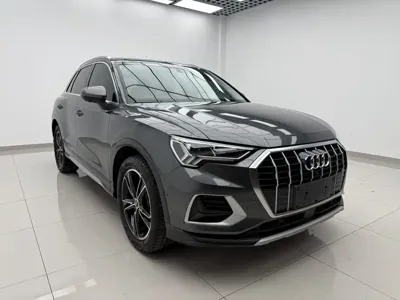 Audi Q3 2022, 19000 км, за 195799 CNY