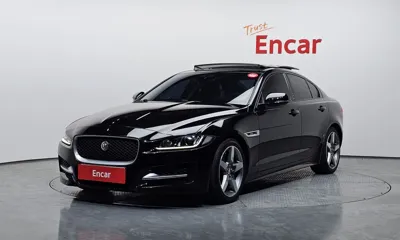 Jaguar XE · 2016 год