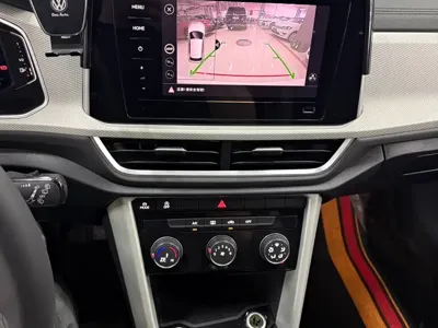 Volkswagen T-Roc 2023, 31000 км, за 121800 CNY - фото 6