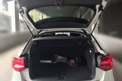 Audi Q2L e-tron 2019, 8800 км, за 79114.77 CNY - фото 16