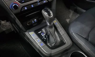 Hyundai Avante 2016, 88671 км, за 9300000 KRW - фото 9