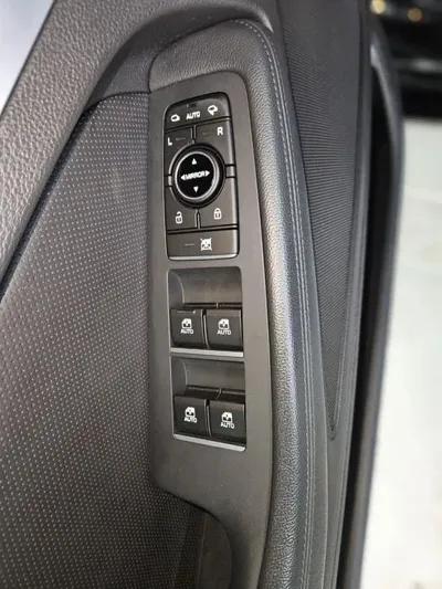 Hyundai Genesis 2015, 139997 км, за 10800000 KRW - фото 15