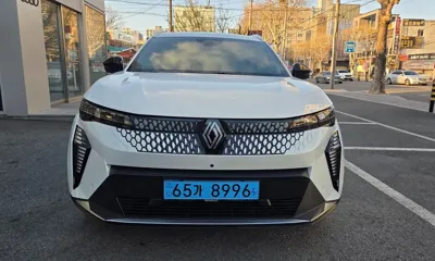 Renault-KoreaSamsung Scenic 2026, 7458 км, за 36100000 KRW