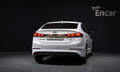 Hyundai Avante 2016, 110980 км, за 8990000 KRW