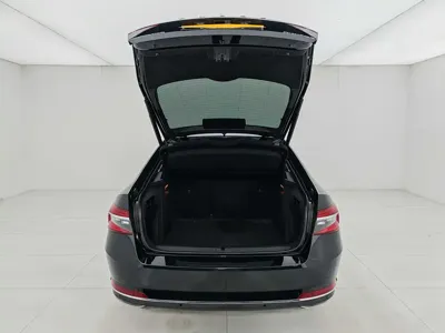 Skoda Superb 2024, 19000 км, за 96800 CNY - фото 18