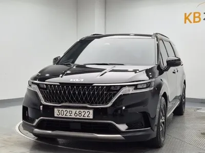 Kia Canival · 2023 год