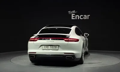 Porsche Panamera 2018, 96542 км, за 59990000 KRW