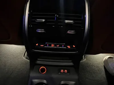 BMW X6 2025, 8941 км, за 80160000 KRW - фото 8