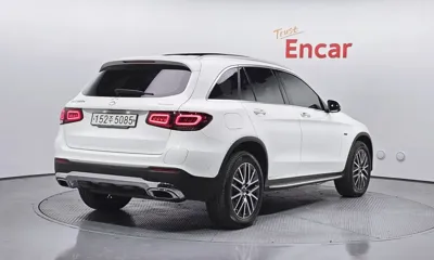 Mercedes-Benz GLC-Class 2021, 69674 км, за 38500000 KRW
