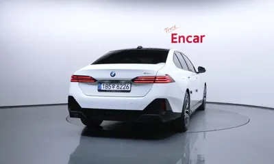 BMW 5-Series 2025, 16412 км, за 62900000 KRW
