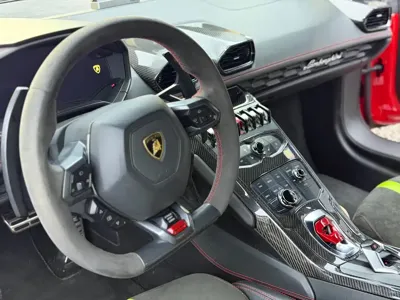 Lamborghini Huracán 2016, 40000 км, за 1298800 CNY - фото 8