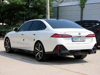 BMW 5-Series 2025, 20287 км, за 80500000 KRW