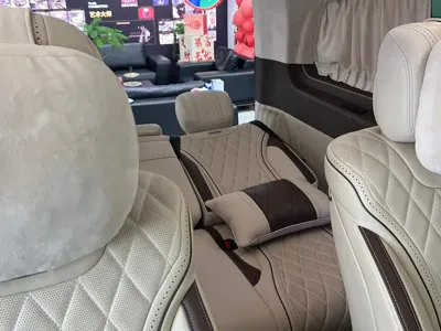 Mercedes-Benz V-Class 2020, 115000 км, за 298000 CNY - фото 17